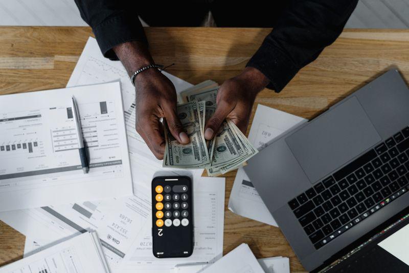 Free Cash Flow vs. Net Income: Why Can the Numbers Be So Different?